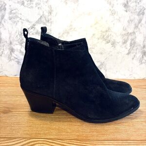 Dolce Vita Black Suede Leather Ankle Boots Booties Size 8.5